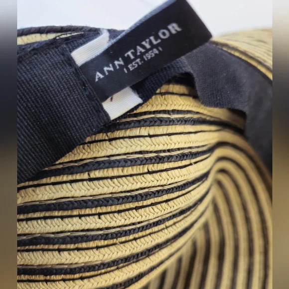 Ann Taylor Sriped Wide Brim Sun Hat - Picture 2 of 7